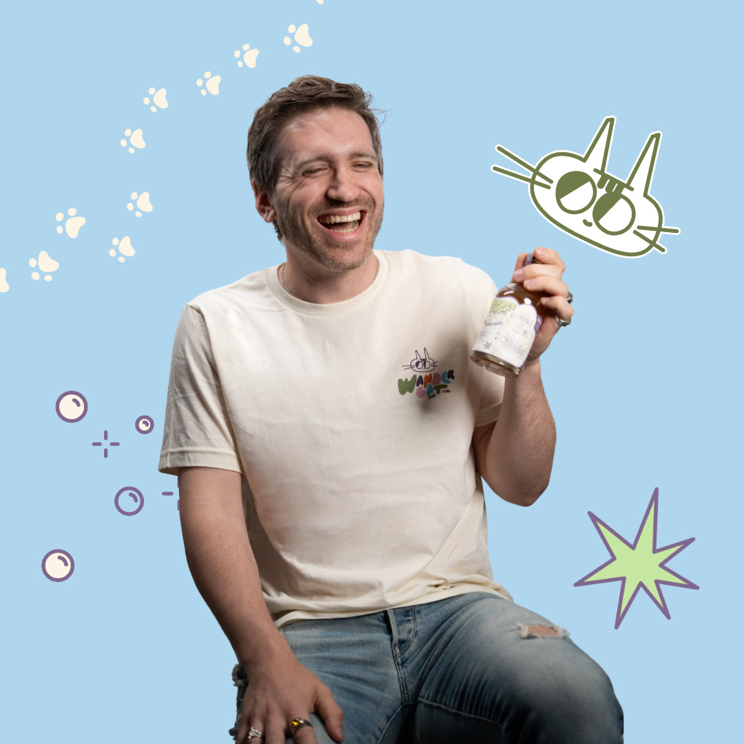 Wander Cat Cola Shirt - Cream